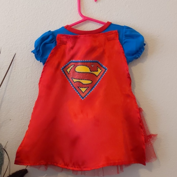 Super adorable super girl dress/costume - Picture 3 of 3